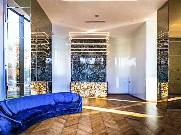 Imagen de los interiores del Hotel Union Plaza, Bucarest. Foto 18