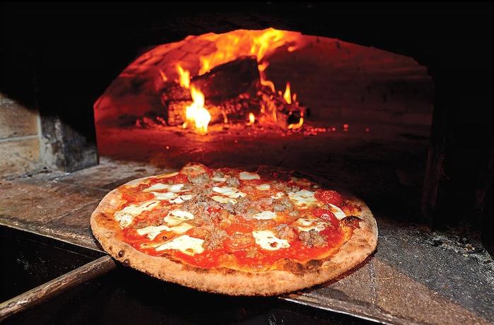 Imagen del bar/restaurante del Hotel Uniqato. Foto 12