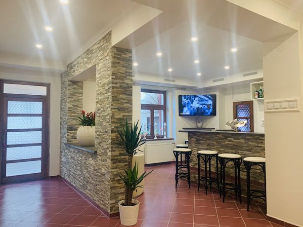 Imagen del bar/restaurante del Hotel UniqČesk&yacute; &Scaron;ternberk. Foto 2