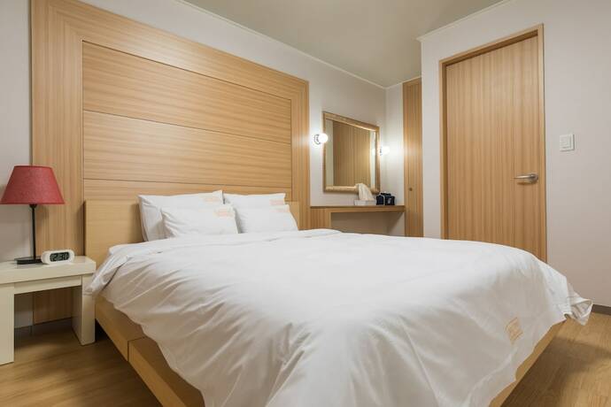 Imagen general del Hotel Uniqstay. Foto 4