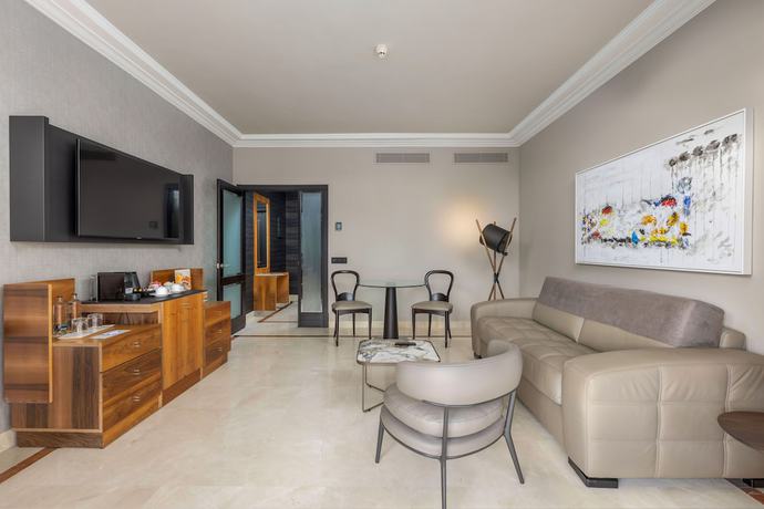 Imagen de la habitación del Hotel Unique Club at Lopesan Costa Meloneras Resort. Foto 6