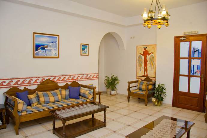 Imagen de los interiores del Hotel Unique Leta. Foto 10