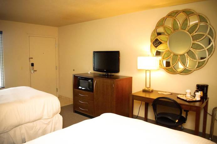 Imagen de la habitación del Hotel Unique Suites. Foto 15