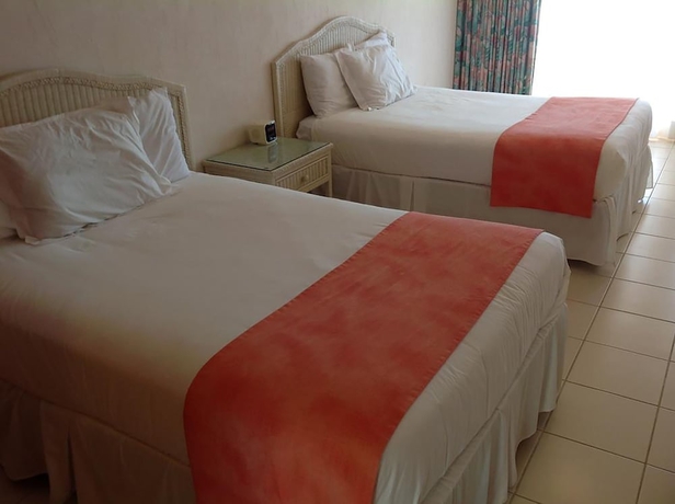 Imagen de la habitación del Hotel Unique Village Resort. Foto 5
