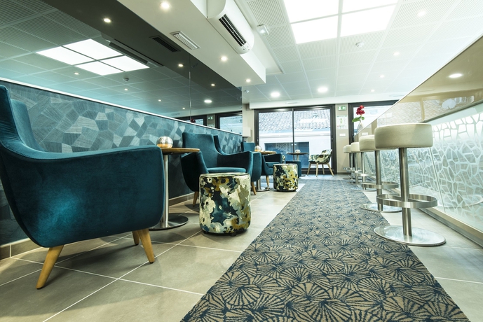 Imagen de los interiores del Hotel Unique and Residence. Foto 18