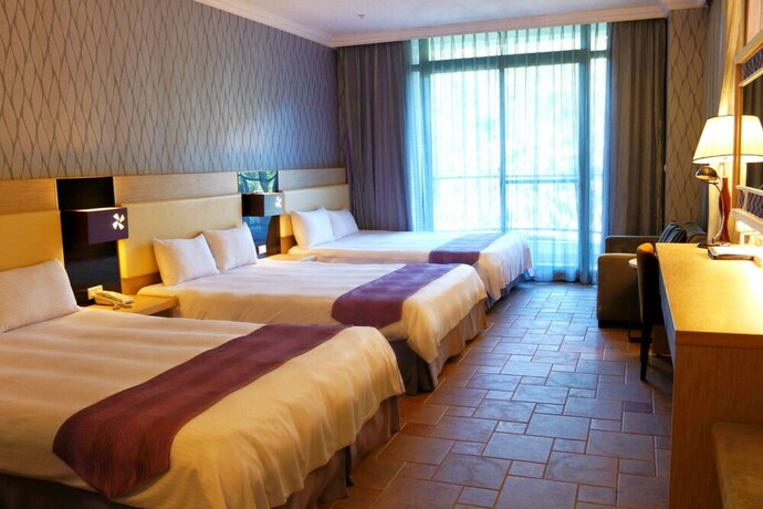 Imagen de la habitación del Hotel Uni-resort Mawutu. Foto 27