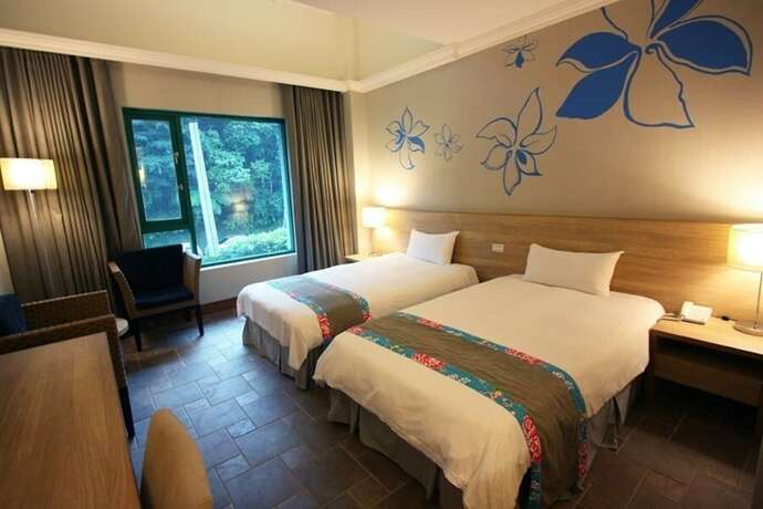 Imagen de la habitación del Hotel Uni-resort Mawutu. Foto 28