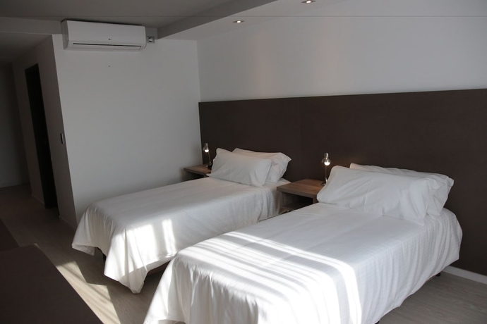 Imagen de la habitación del Hotel Unit Santa Rosa. Foto 14