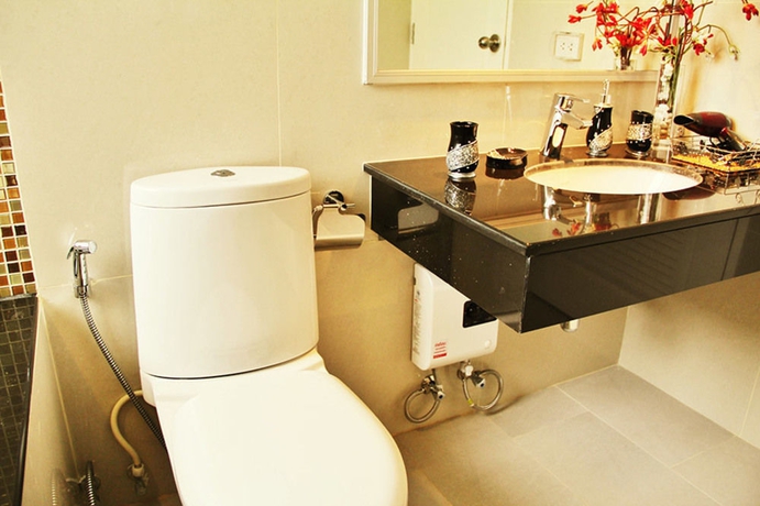 Imagen de la habitación del Hotel United Residence Ekamai Bangkok. Foto 2