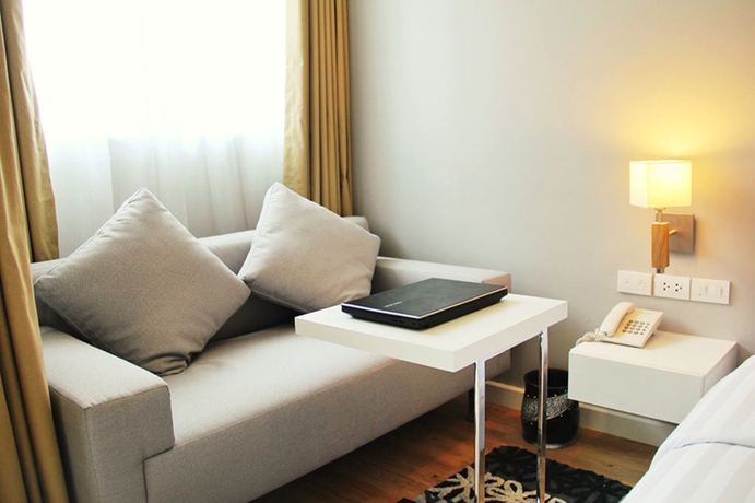 Imagen de los interiores del Hotel United Residence Ekamai Bangkok. Foto 14