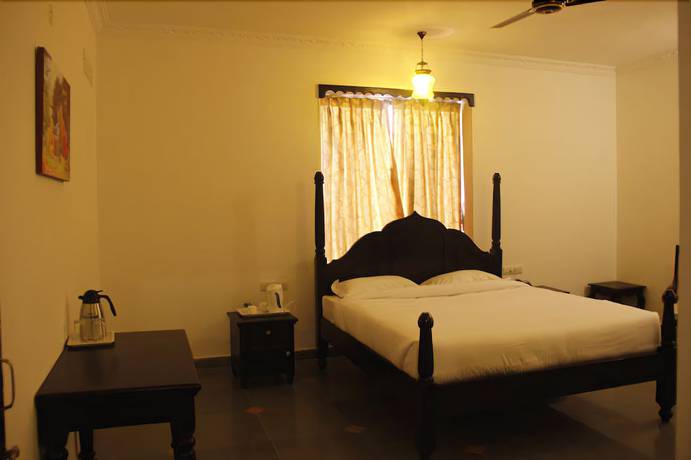 Imagen de la habitación del Hotel United-21 Lake City Resort. Foto 5