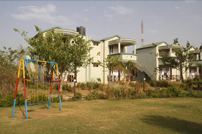 Imagen de los exteriores del Hotel United-21 Tiger\'s Habitat. Foto 11