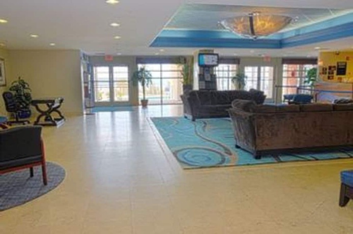 Imagen de los interiores del Hotel Units At Bay Watch By Elliott Beach Rentals. Foto 20