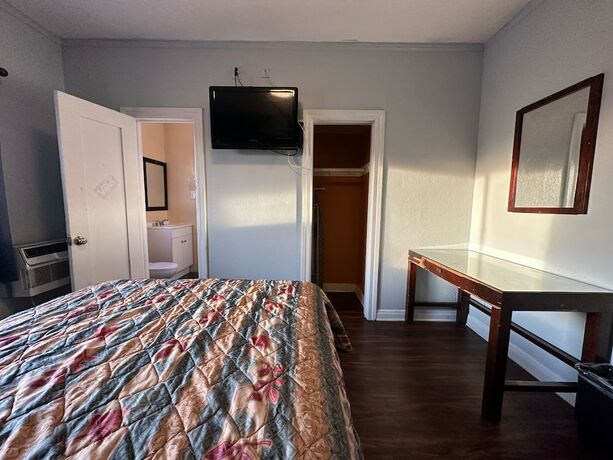 Imagen de la habitación del Hotel Unity - No Parking and Rooms Are Upstairs. Foto 15