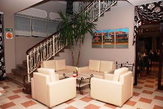 Imagen general del Hotel Univers, Elbasan. Foto 3