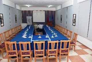 Imagen general del Hotel Univers, Elbasan. Foto 6