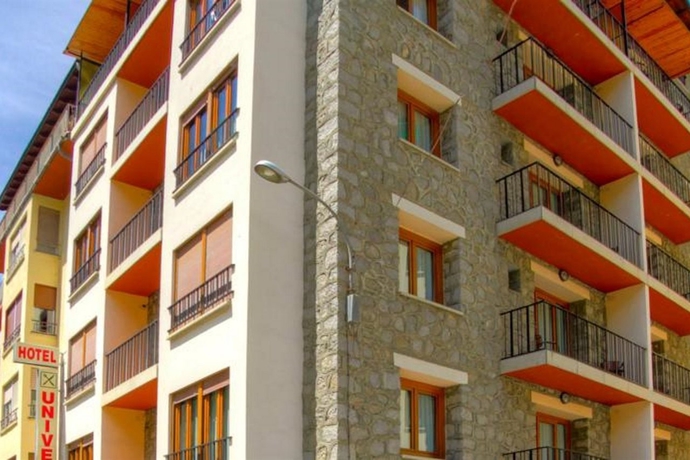 Imagen general del Hotel Univers, Encamp. Foto 3