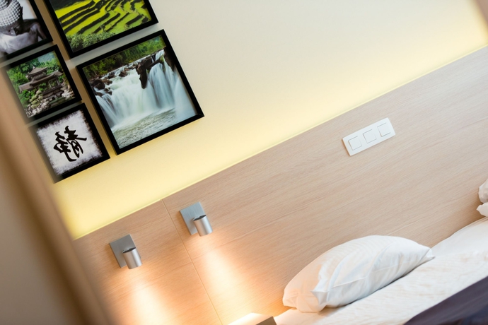 Imagen de la habitación del Hotel Univers, Lieja. Foto 16