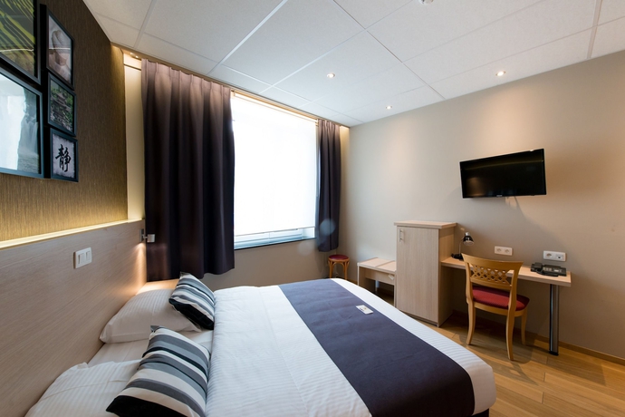 Imagen de la habitación del Hotel Univers, Lieja. Foto 17