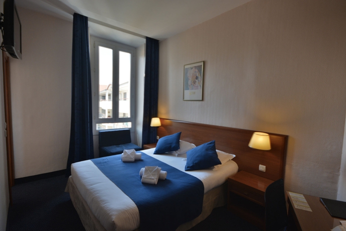 Imagen de la habitación del Hotel Univers, Niza. Foto 6