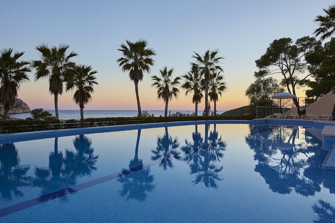 Imagen de la piscina del Hotel Universal Aquamarin Beach Houses. Foto 10