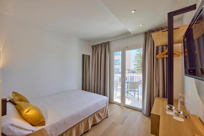 Imagen general del Hotel Universal Bikini. Foto 2