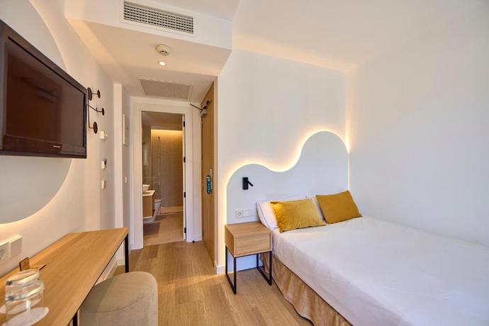 Imagen general del Hotel Universal Bikini. Foto 4