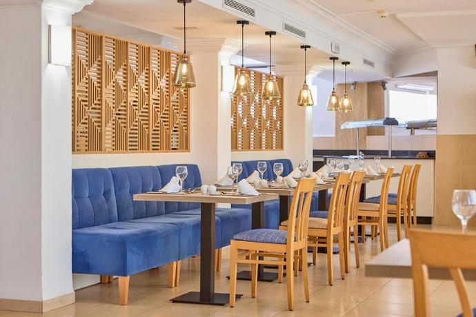 Imagen general del Hotel Universal Bikini. Foto 11