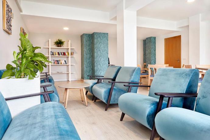 Imagen de los interiores del Hotel Universal Castell Royal. Foto 10