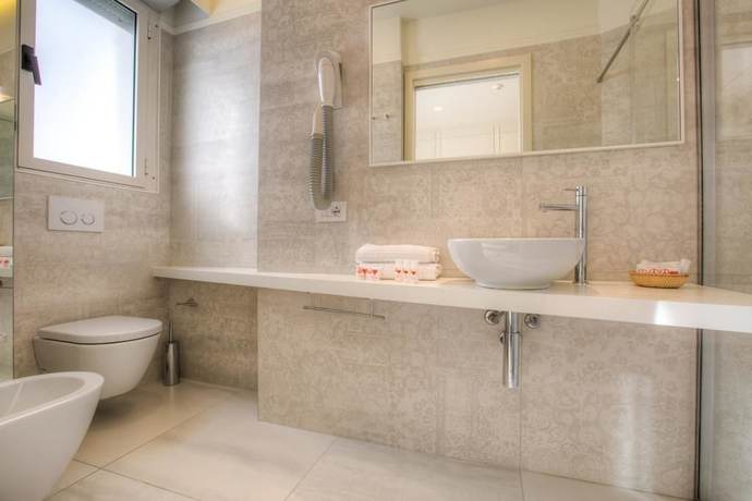 Imagen de la habitación del Hotel Universal, Cattolica. Foto 13