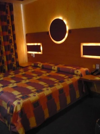 Imagen de la habitación del Hotel Universal, Ciudad de M&eacute;xico. Foto 7