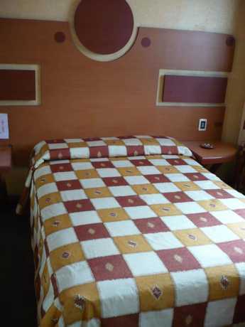 Imagen de la habitación del Hotel Universal, Ciudad de M&eacute;xico. Foto 8