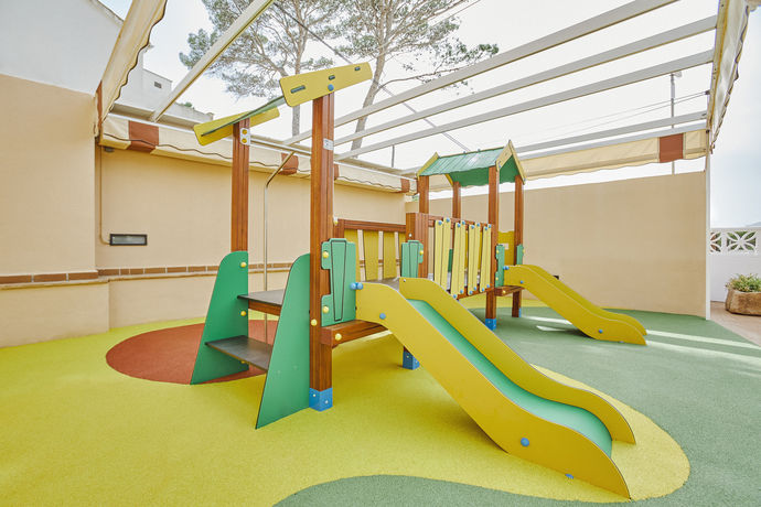 Imagen de los exteriores del Hotel Universal Don Camilo. Foto 14