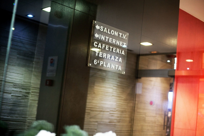 Imagen de los interiores del Hotel Universal, Granada. Foto 10