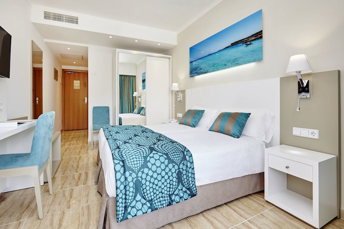 Imagen de la habitación del Hotel Universal Lido Park and Spa. Foto 19