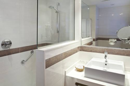 Imagen de la habitación del Hotel Universal Marqués. Foto 9