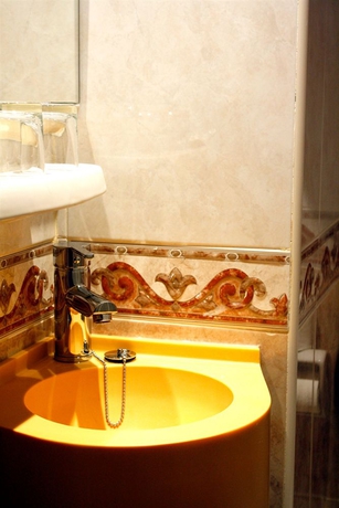 Imagen de la habitación del Hotel Universal Murcia. Foto 3