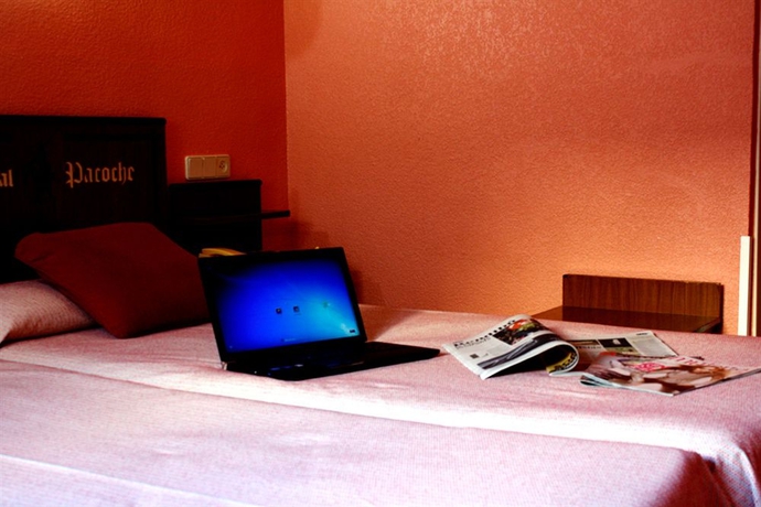Imagen de la habitación del Hotel Universal Pacoche. Foto 1