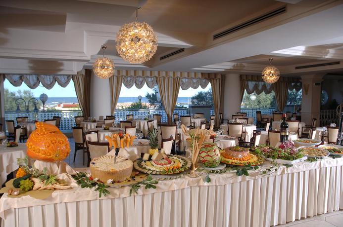 Imagen general del Hotel Universal, Ravenna. Foto 8