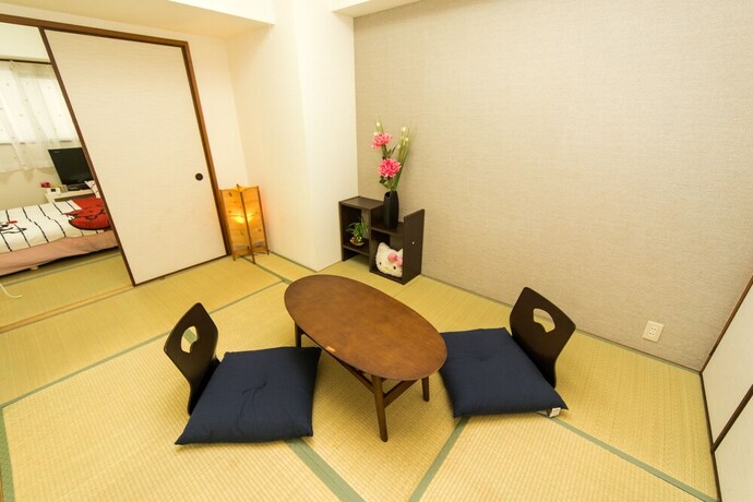 Imagen de la habitación del Hotel Universal Room. Foto 36