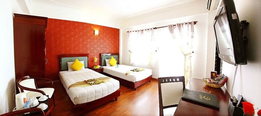 Imagen de la habitación del Hotel Universe Central Hotel Saigon. Foto 3