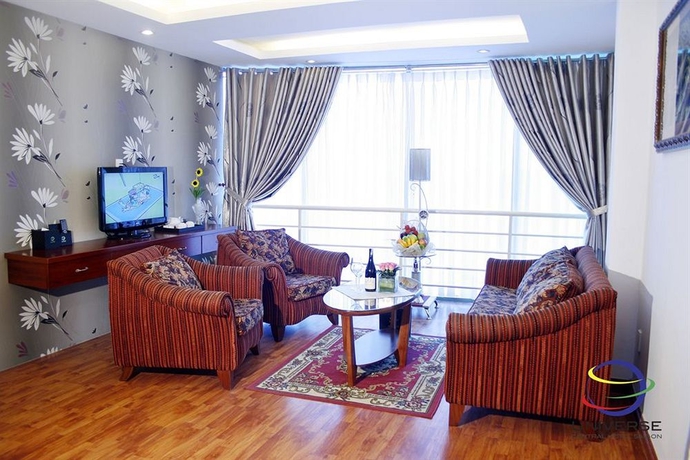 Imagen de los interiores del Hotel Universe Central Hotel Saigon. Foto 9