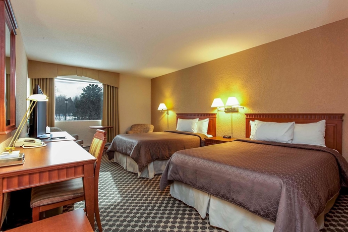 Imagen de la habitación del Hotel Universel Montreal. Foto 6