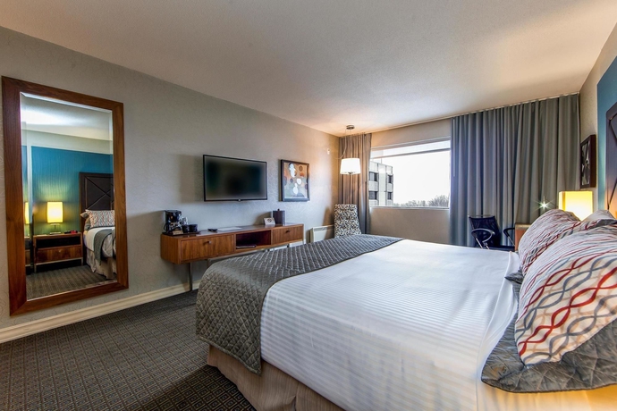 Imagen de la habitación del Hotel Universel Montreal. Foto 7