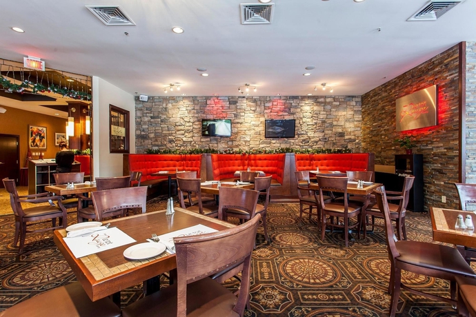 Imagen del bar/restaurante del Hotel Universel Montreal. Foto 2