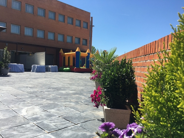 Imagen de la habitación del Hotel Universidad. Foto 14