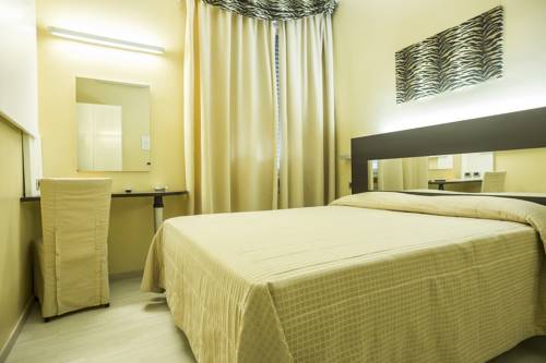 Imagen de la habitación del Hotel University, Bolonia. Foto 6
