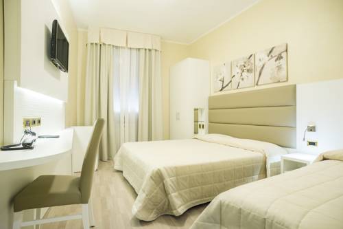 Imagen de la habitación del Hotel University, Bolonia. Foto 10
