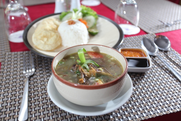 Imagen del bar/restaurante del Hotel University Club Ugm. Foto 6