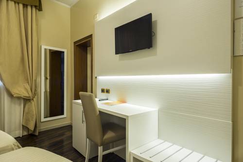 Imagen de la habitación del Hotel University. Foto 3